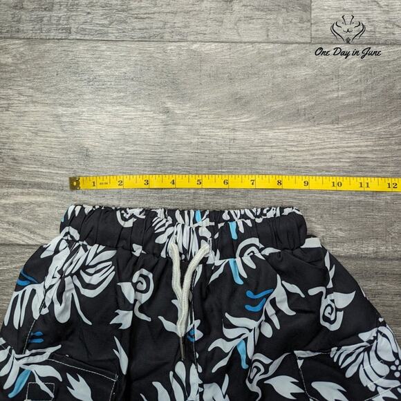 Amzbrly Drawstring Board Shorts Size 4-5 yr - Picture 3 of 5